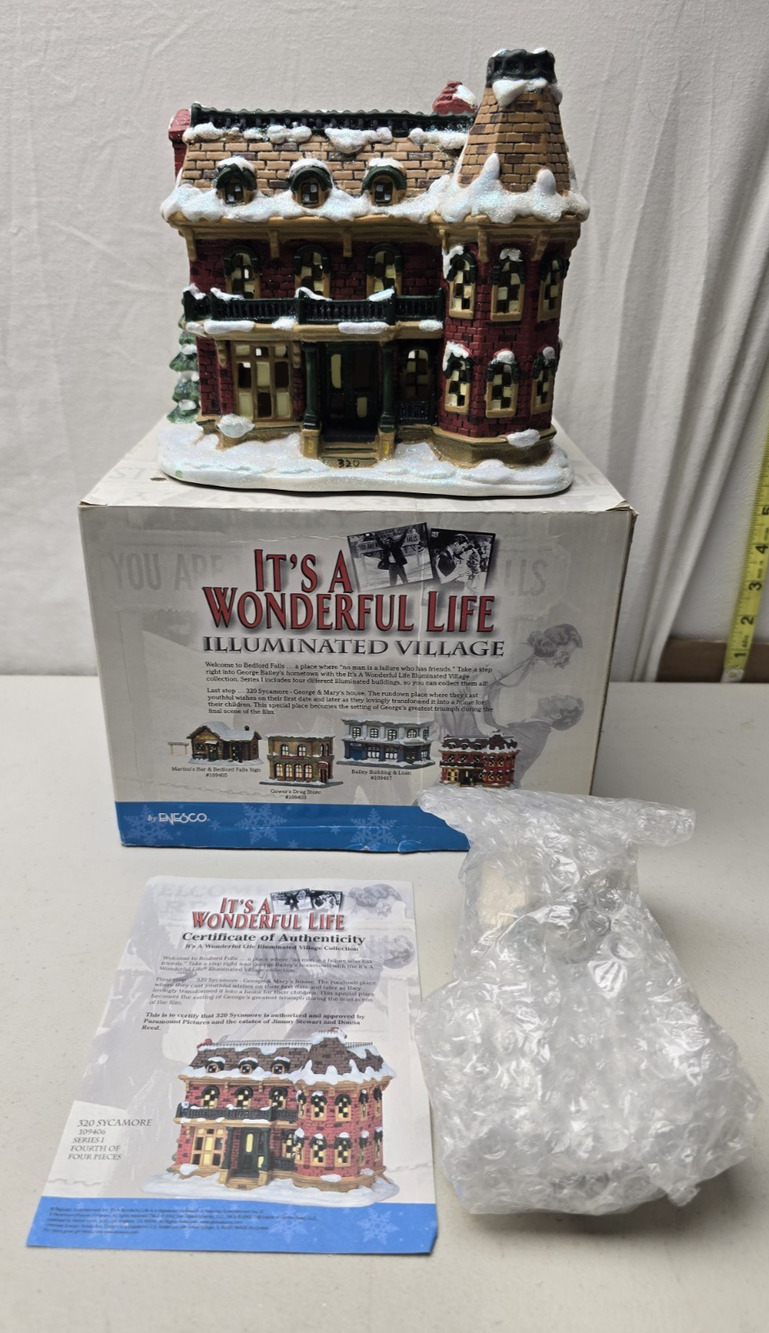 Vintage Its A Wonderful Life Illuminated Village 320 Sycamore 2003 Enesco 109406